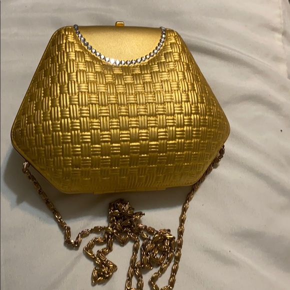 Brushed Vintage Metal Handbag w/ Crystal Accents - Picture 3 of 9